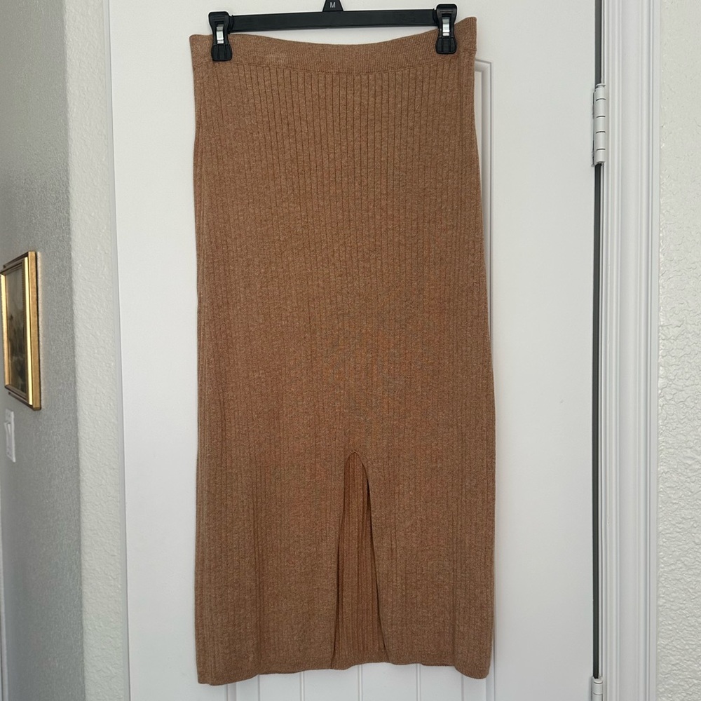 Free People Skyline Sweater Midi Skirt Size L Camel color